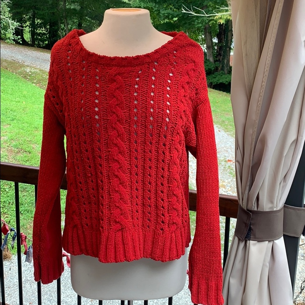 🖤 Aeropostale Women’s small Red sweater🖤